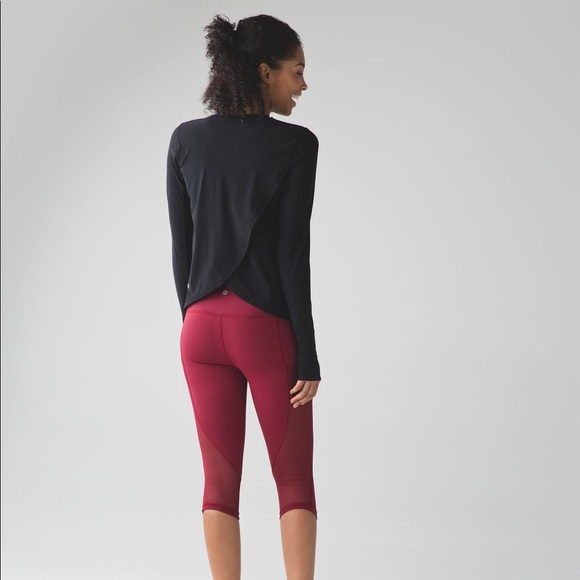 Lululemon Run in the Sun Legging Sz 4 - Picture 3 of 6